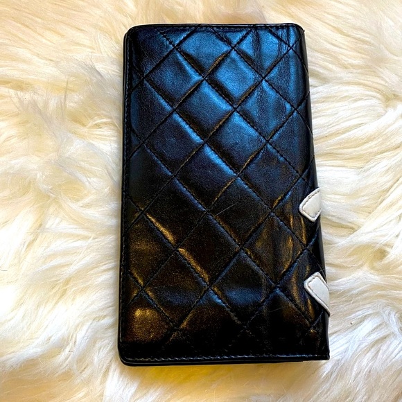 Chanel wallet and dust bag - Picture 4 of 9